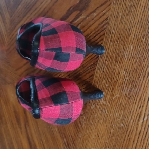 MAURICES Platform Peep Toe Heels - Picture 5 of 9